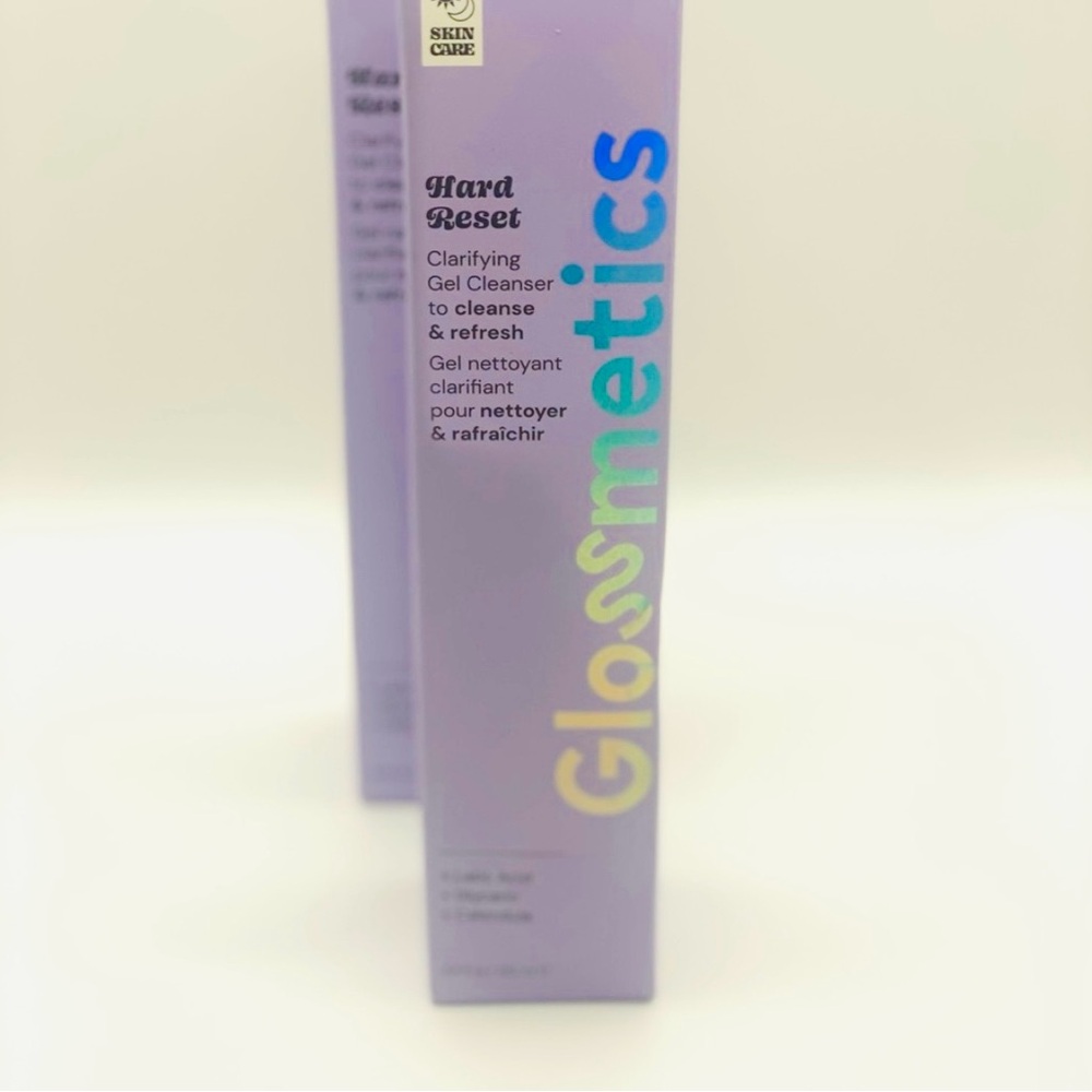 Glossmetics Hard Reset Clarifying Gel Cleanser